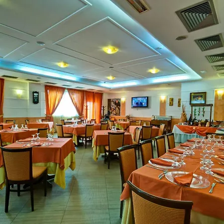 La Perla Hotel 4*