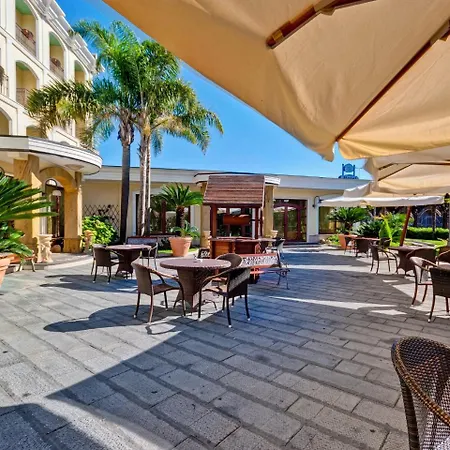 La Perla 4* Castel Volturno