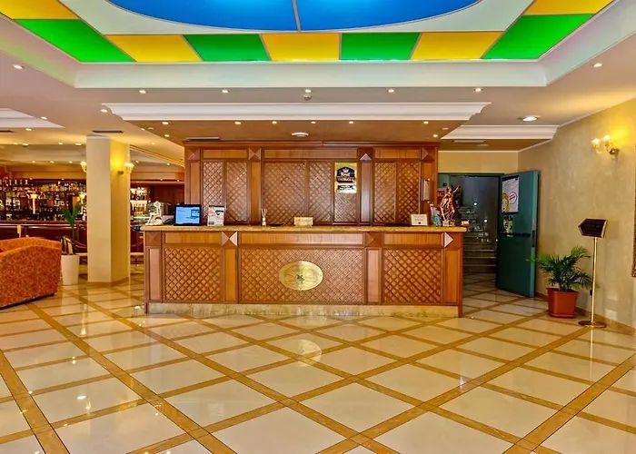 Hotell La Perla 4*
