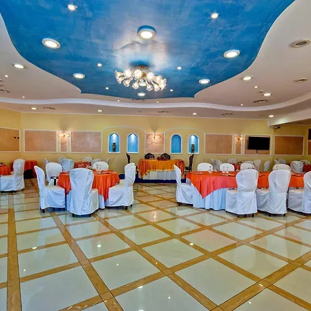 Hotel La Perla 4*