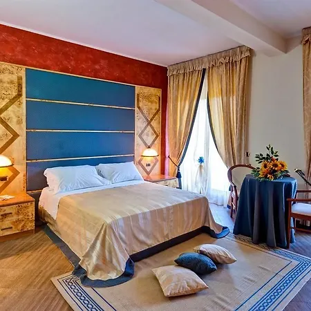 Hotel La Perla 4*