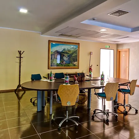 La Perla 4* كاستيل فولتورنو