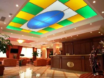 Hotel La Perla 4*